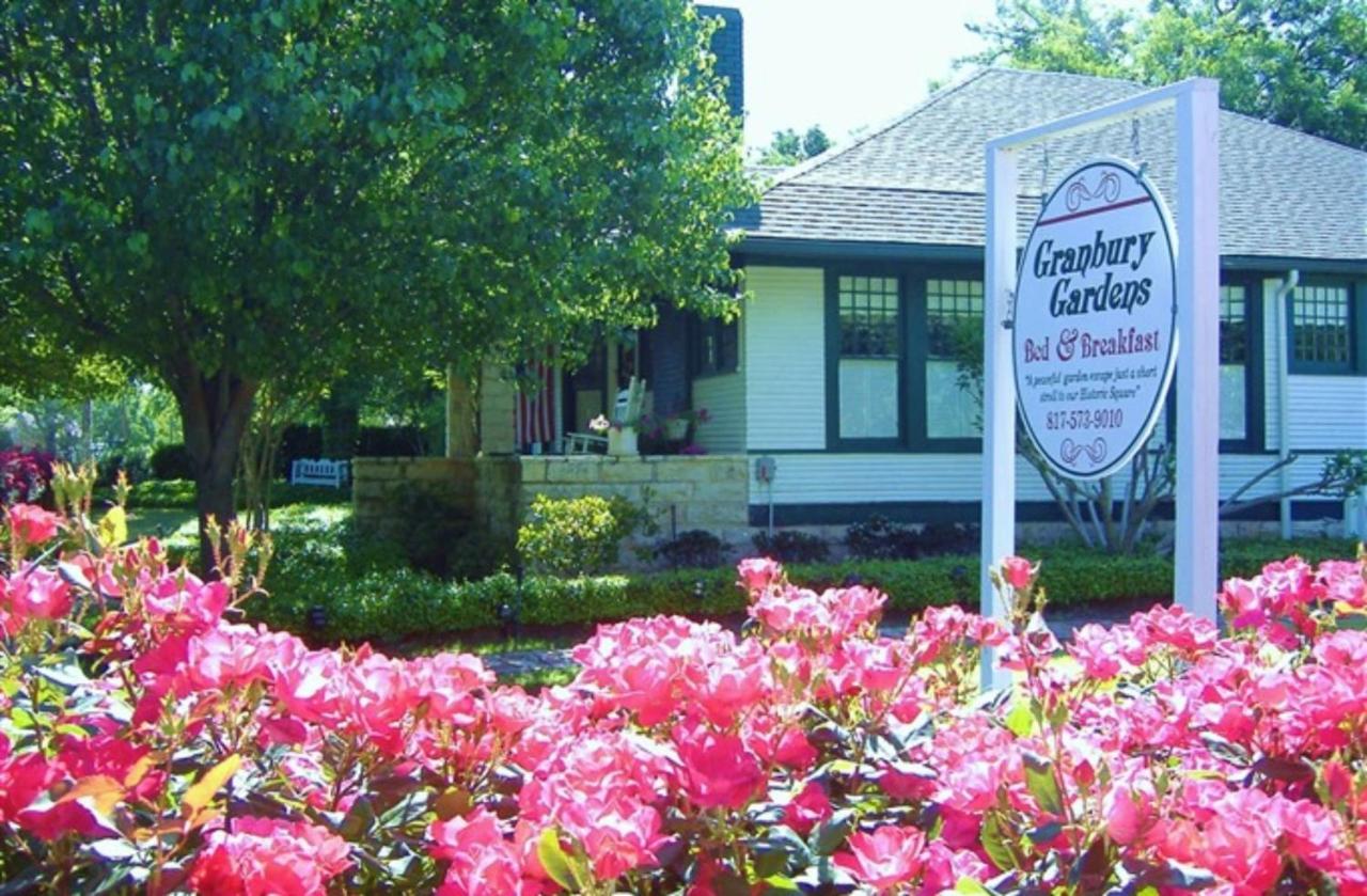 Granbury Gardens Bed And Breakfast Eksteriør billede